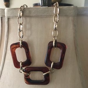 Beautiful tortoise gold tone and acrylic necklace